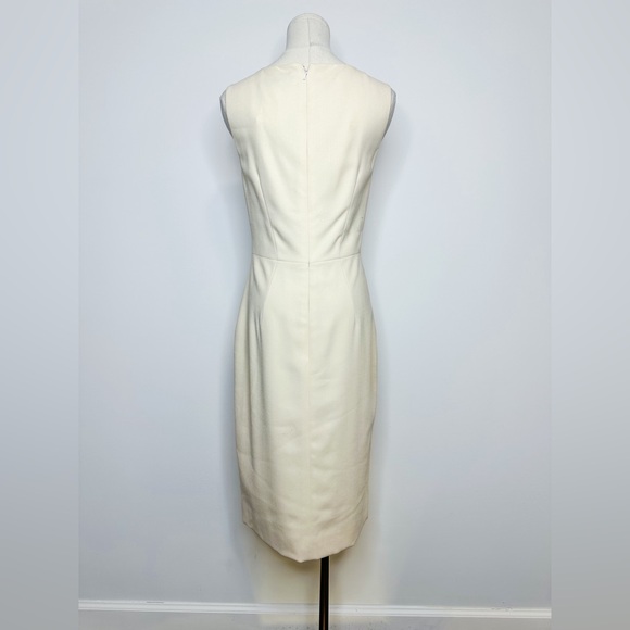CH CAROLINA HERRERA
Bateau Neckline Knee-Length Dress - Picture 8 of 16